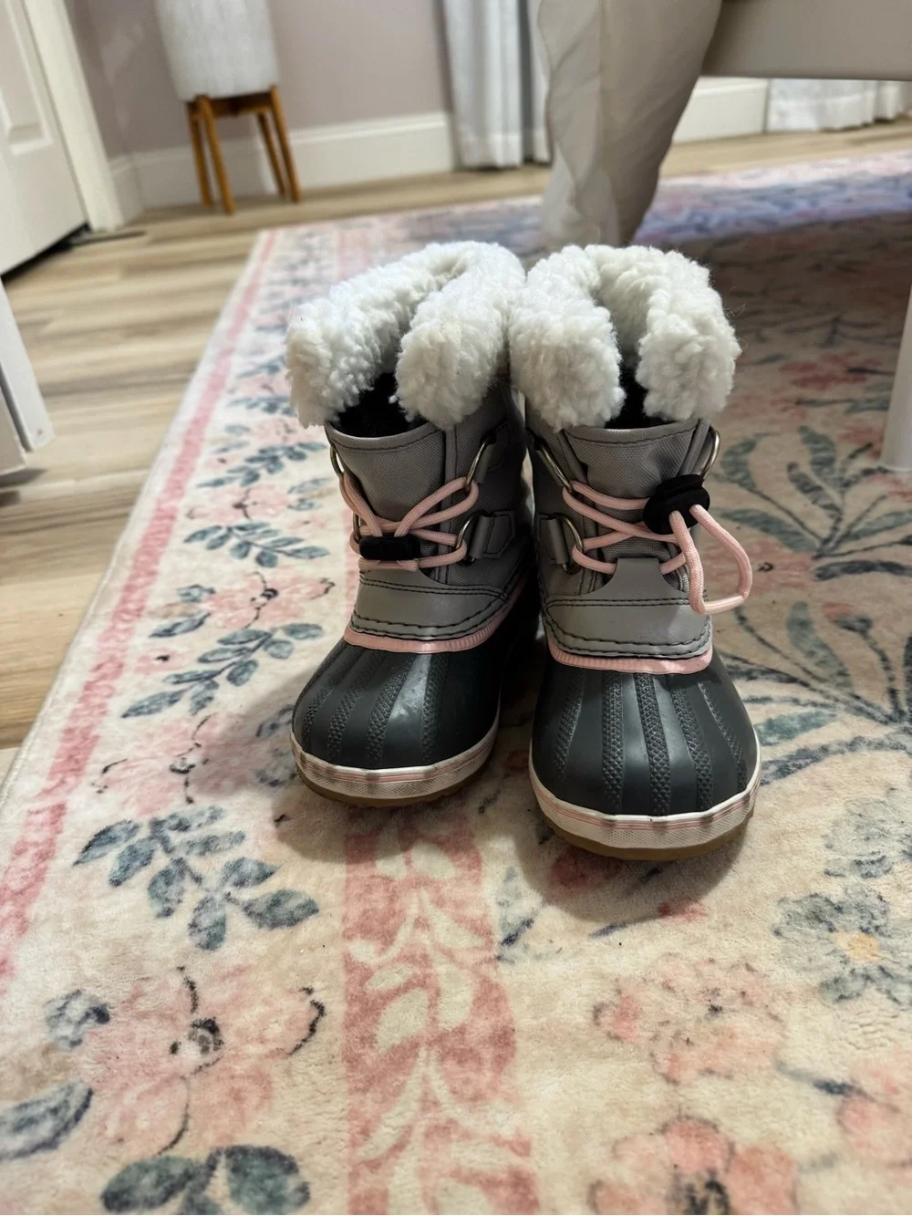 Sorel waterproof winter boots toddler size 9